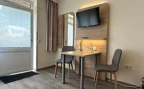 Gästehaus Lietzow&Störtebeker Camp